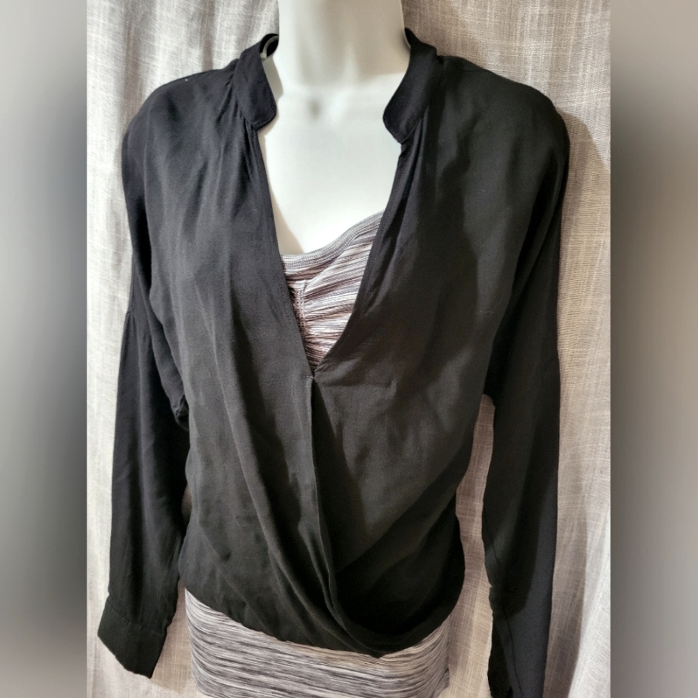Wrapover blouse with a collar SEDUCTIONS women sz m